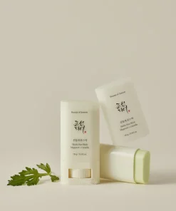 Beauty of Joseon - Matte Sun Stick: Mugwort + Camelia SPF 50+ PA++++ (Mat Bitişli Yüksek UV Korumalı Güneş Filtresi) 18g